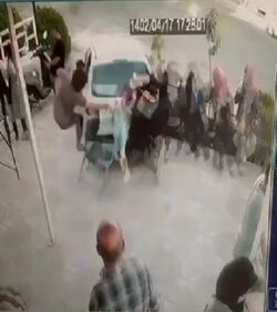 تصادف خودرو با عابران در شیراز با ۱۰ مصدوم