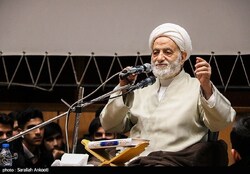 قرائتی: خاک  آموزش و پرورش، دانشگاه و حوزه  را باید عوض کرد