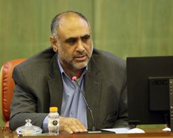 واگذاری تصدی‌گری و حمایت از تشکل‌ها اولویت بخش دام و طیور
