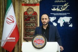 سخنگوی دولت: رسانه؛ پیشانی نبرد در جنگ ترکیبی است
