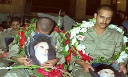 فرمانده بعثی: خمینی رهبر جهان اسلام بود