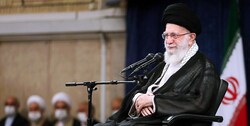 کارکنان و خانواده‌های ناوگروه ۸۶ ارتش با رهبر معظم انقلاب دیدار کردند