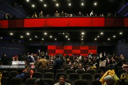 تهیه‌کننده «فسیل» یک فیلم کودک اکران می‌کند/ «ستون ۱۴» روی پرده