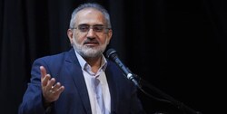 حسینی: خبرنگاران و رسانه‌های انقلابی نبودند نمی‌توانستیم با هجمه‌های دشمنان مقابله کنیم