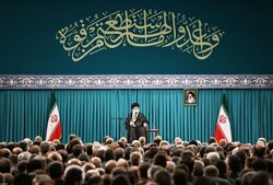 دشمن می‌خواهد با خبر و شایعه دروغ چهره سپاه را مخدوش کند/ سپاه بزرگترین سازمان ضدّ تروریستی در دنیاست