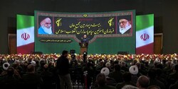 قالیباف: سپاه باید پناهگاه همه مردم در حل مشکلات آن‌ها باشد