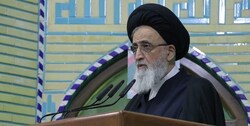 آیت الله مدرسی:‌ جنایتکاران از سرگذشت قلدران تاریخ عبرت بگیرند