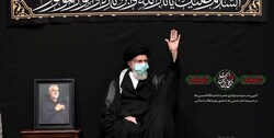 آخرین شب مراسم عزاداری ایام محرم و توسل به حضرت زین‌العابدین (ع) با حضور رهبر انقلاب برگزار شد