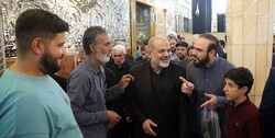 وزیر کشور پای درد دل مردم و زائران قم نشست