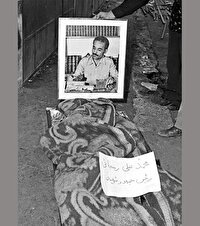 دو پیکر سوخته را در پتو پیچیدند و با طناب پایین دادند!
