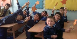 شروع سالِ تحصیلی با لوازم التحریر‌هایی به قیمت نصفِ حقوق یک کارگر