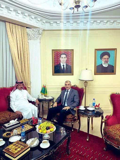 سفیر جدید عربستان به دیدار سفیر ترکمنستان در تهران رفته و نکته جالب عکس