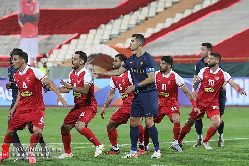 دیدار تیم‌های فوتبال پرسپولیس و النصر عربستان