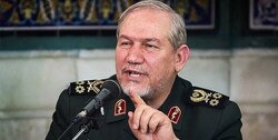 سرلشکر صفوی: پیوند قلمروهای دریایی و زمینی استراتژی جدید ایران است