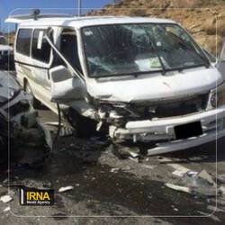 واژگونی یک دستگاه ون حامل زائران ایرانی در عراق