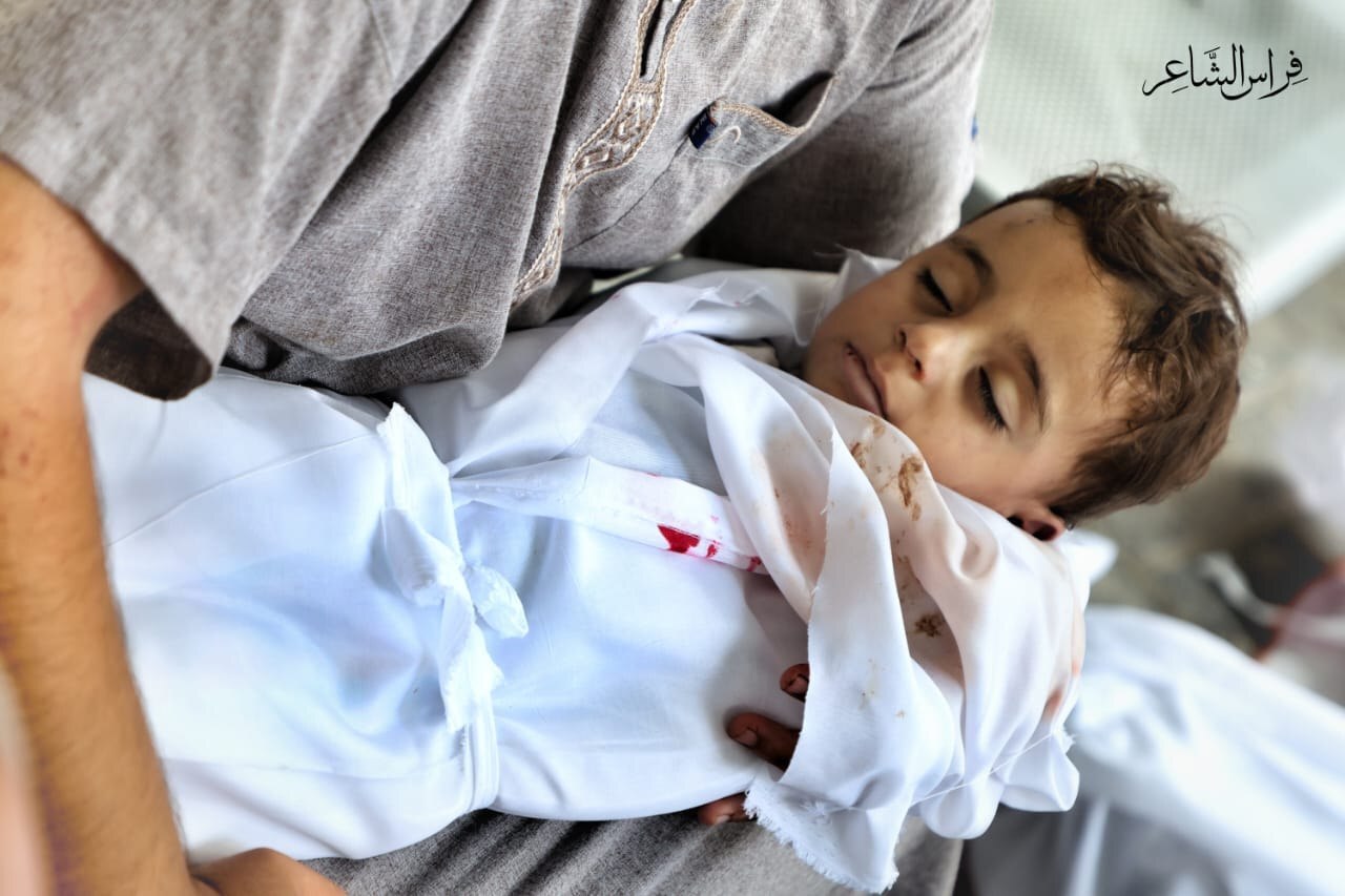 گوشه‌ای از جنایت تروریست‌های کودک کش صهیونیست در غزه