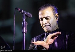 نوازندگان زن باعث لغو کنسرت علیرضا قربانی شدند؟
