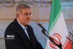 منظور: بازنشستگی را در آموزش و پرورش به تعویق انداختیم