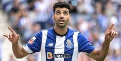 جدال طارمی با ماشین گلزنی ناپولی در راه منچستر