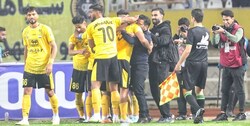 هفته دهم لیگ برتر| برد ارزشمند سپاهان با شلیک 30 متری و شکستن طلسم پرسپولیس