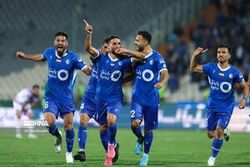 فریبا: دلیلی برای کسر امتیاز از استقلال وجود ندارد