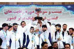 پایان لیگ فرنگی کشتی جام به فولاد رسید