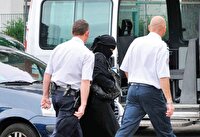 حقوق بشر غربی استفاده کارمندان زن از حجاب را ممنوع کرد!