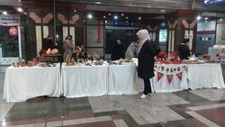 برپایی بازارچه خوداشتغالی ویژه بانوان سرپرست خانوار و کارآفرین در مترو