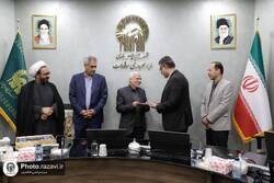 آیین تجلیل از واقف حوزه سلامت آستان قدس رضوی در مشهد برگزار شد