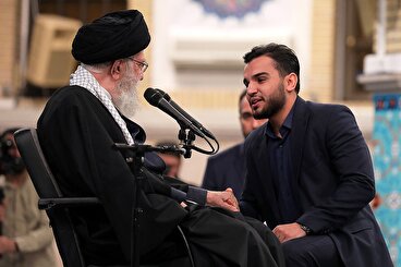روایت متفاوتی از دیدار رمضانی دانشجویان با رهبر انقلاب