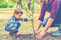 خاک‌بازی و از درخت بالارفتن، کودکان را علاقه‌مند به محیط زیست می‌کند