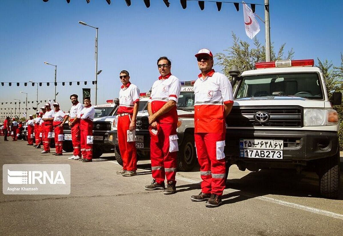 نجاتگر هلال احمر گناوه چک‌های میلیاردی را به صاحبش تحویل داد