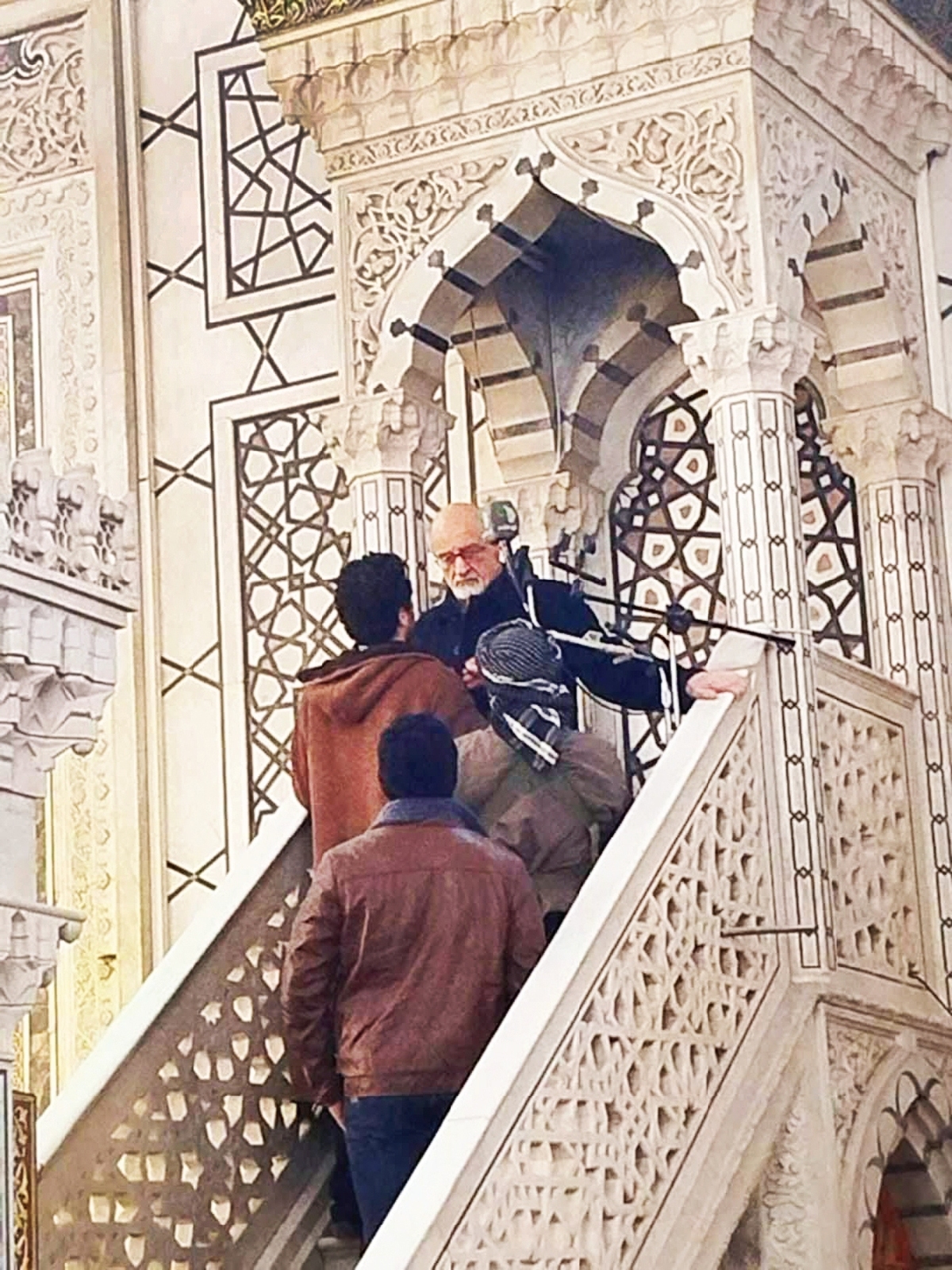 تنش بالای منبر مسجد اموی