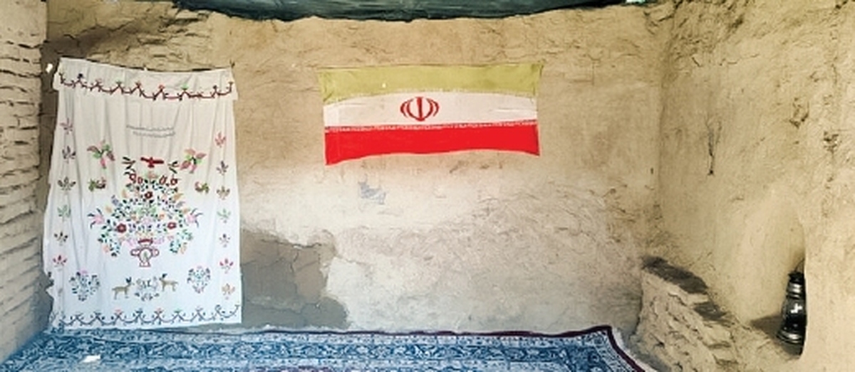 عکسی از خانه کلوخی مسعود پزشکیان در زابل