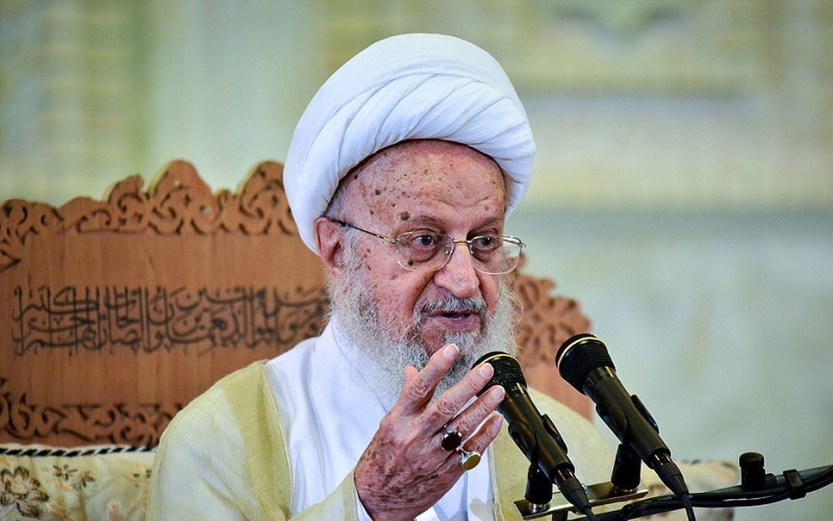 دعوت مراجع تقلید از مردم برای حضور در راهپیمایی ۲۲ بهمن