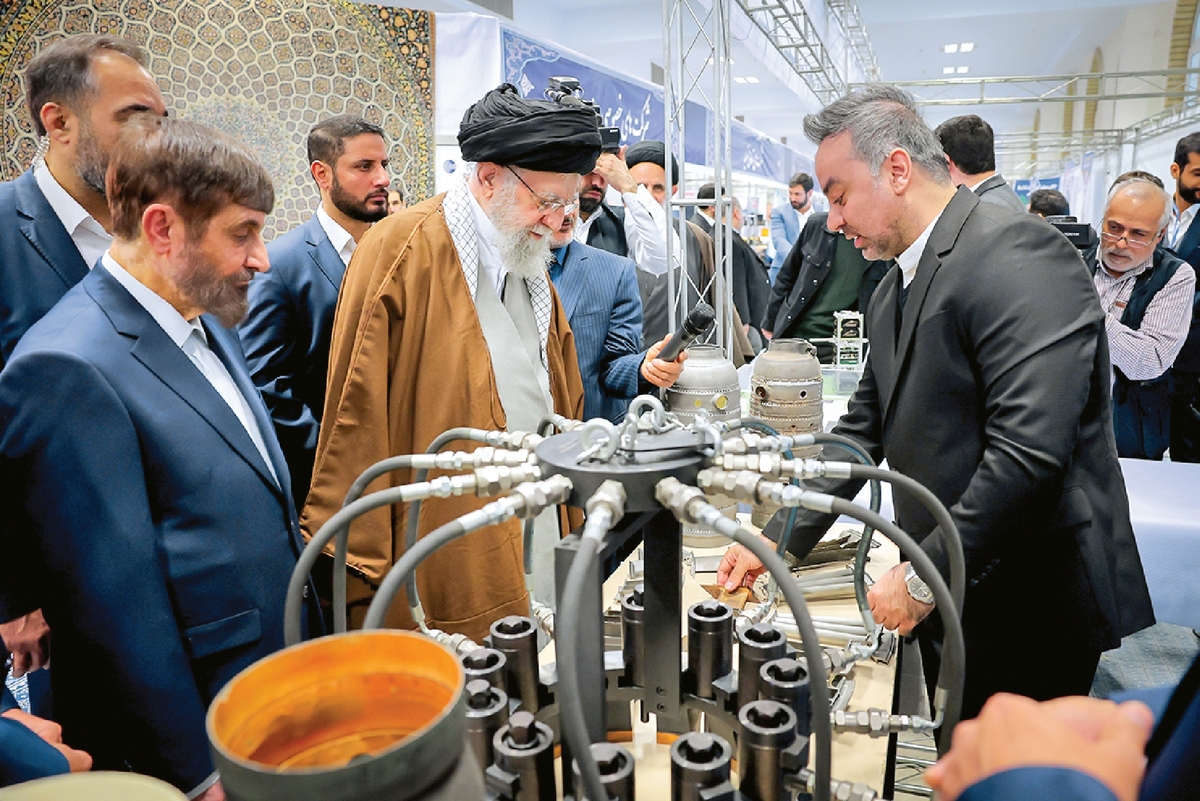 به ‎پیشگامان پیشرفت کشورمان افتخار می‌کنیم