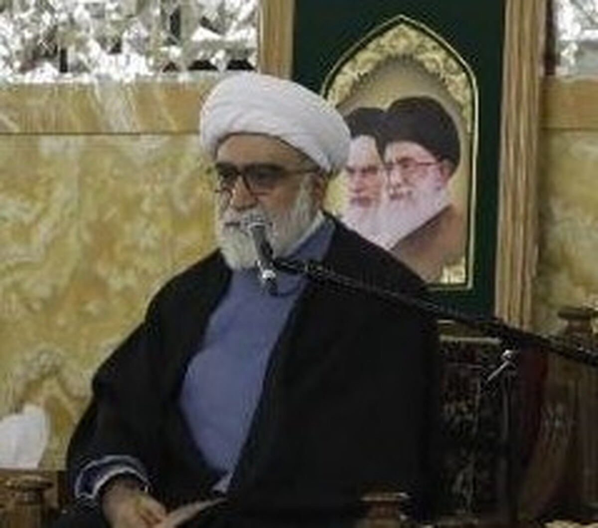 صبر و مهربانی از صفات الزامی برای پاسخگویان به مسائل شرعی است