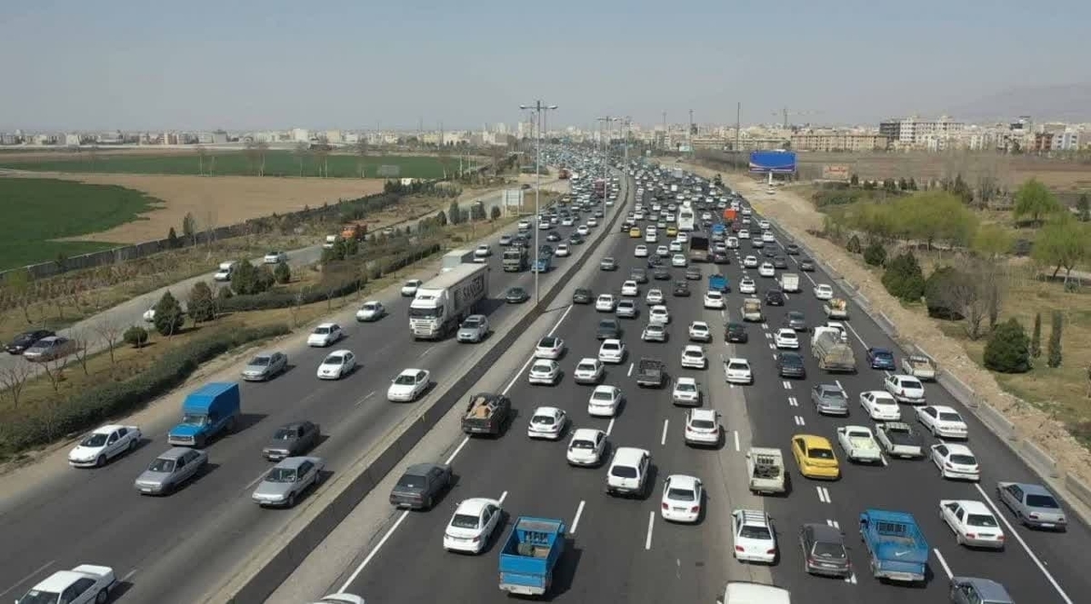 ثبت بیش از ۲۱۴ میلیون تردد از محورهای مواصلاتی استان البرز در سال ۱۴۰۲