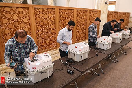 مرحله دوم انتخابات مجلس در مسجد امام حسین(ع) تهران
