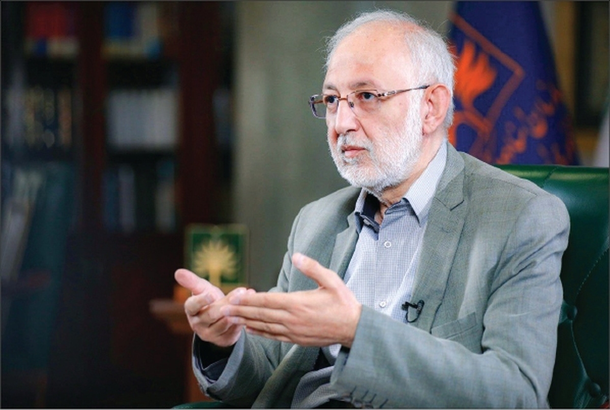جریان ضد جنگ که شروع شد آقا تقریظ‌ها را کلید زدند