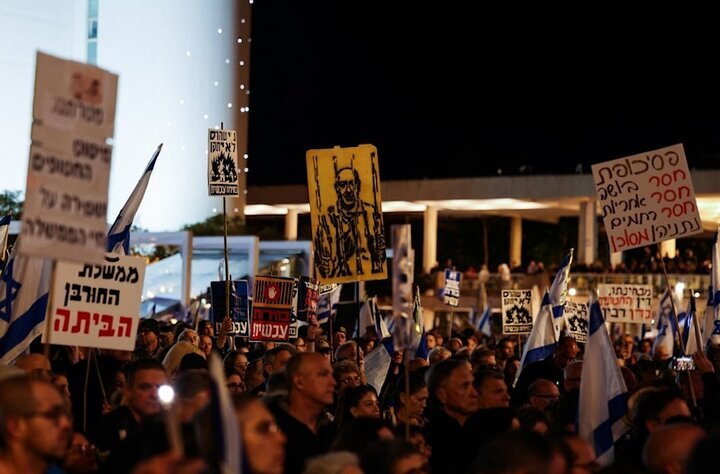 تظاهرات مجدد شهرک‌نشینان در برابر محل اقامت نتانیاهو