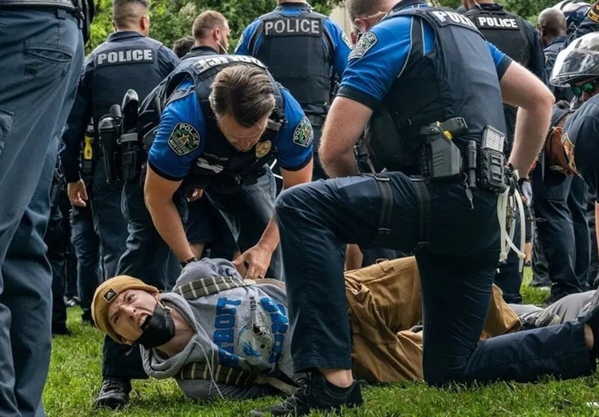 بیش از ۶۰۰ نفر در جنبش دانشجویی ایالات متحده دستگیر شدند