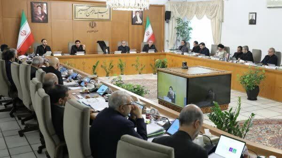مخبر: فضای انتخاباتی مانع خدمت رسانی به مردم نشود