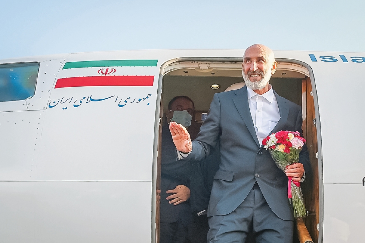 زحمات شهید امیرعبداللهیان همچنان گره‌گشایی می‌کند