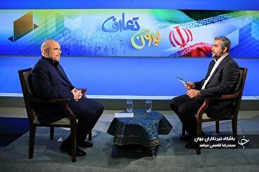 گفتگوی «بدون تعارف» با محمدباقر قالیباف
