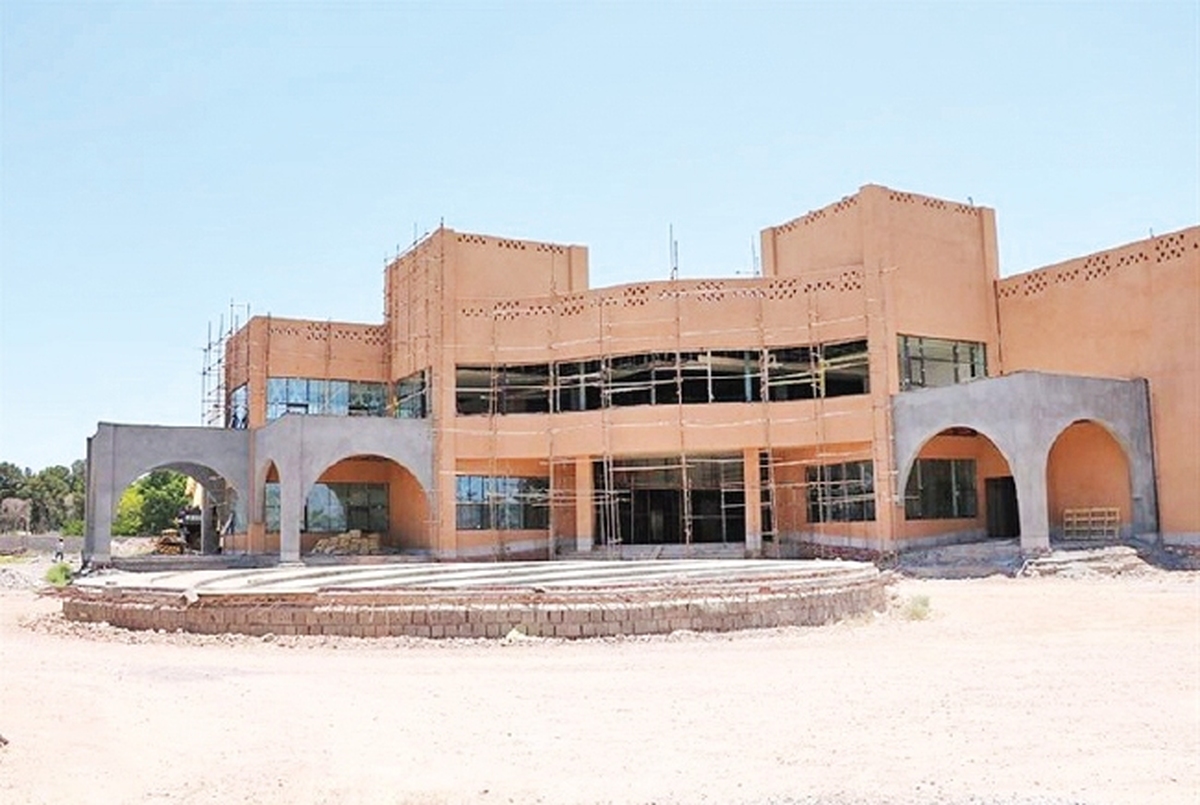 ۳ سال درمان ابدی برای درد‌های ایران