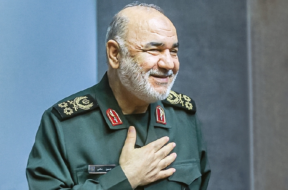 تبریک فرمانده کل سپاه به قالیباف