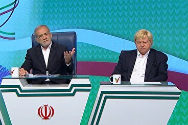 میزگرد فرهنگی با حضور مسعود پزشکیان