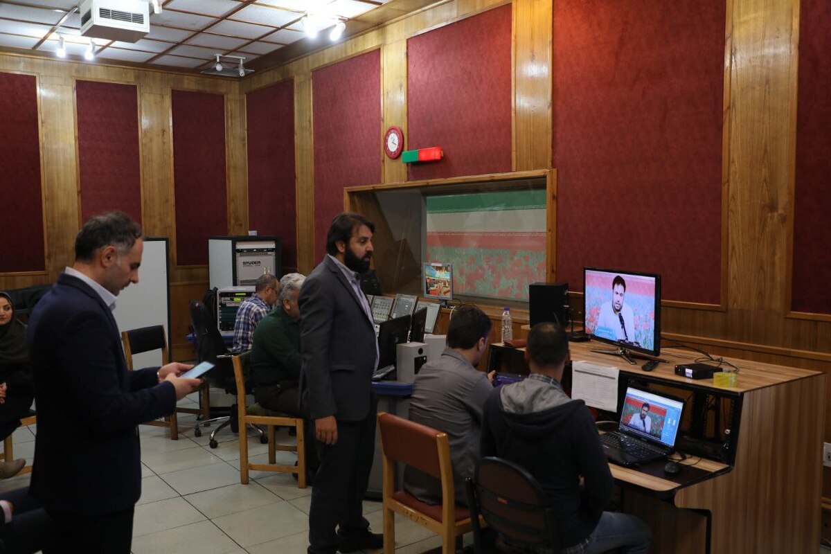 سبک زندگی اسلامی ایرانی و راهبرد‌های دولت آینده با حضور نمایندگان پزشکیان، قالیباف، زاکانی و پورمحمدی تشریح شد