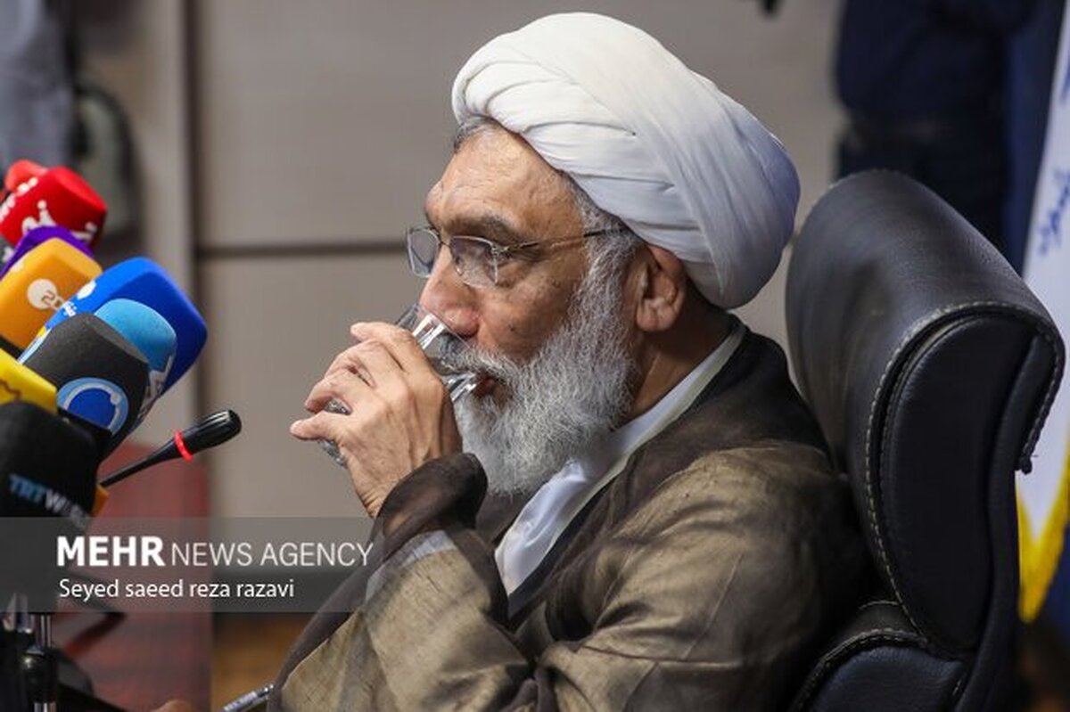 پورمحمدی: همه باید به دولت منتخب کمک کنیم
